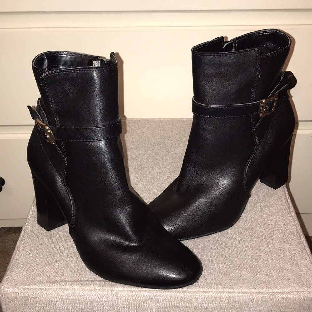 Merona black heel booties Size 6 1/2